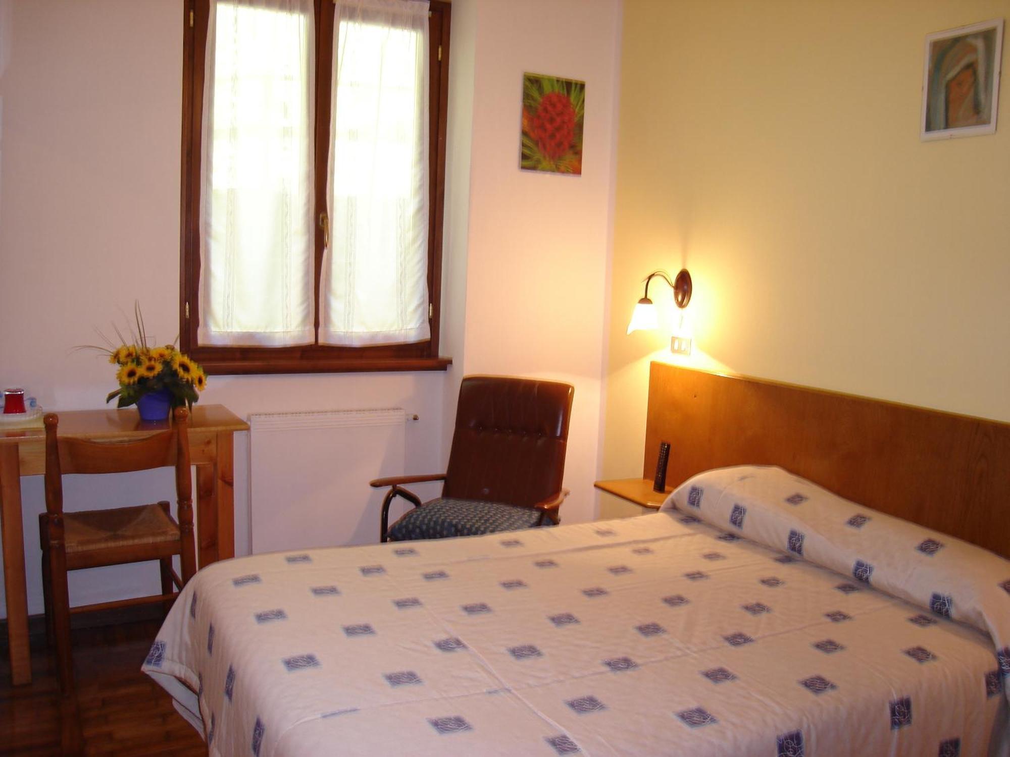 Hotel Spampatti Castione della Presolana Pokoj fotografie